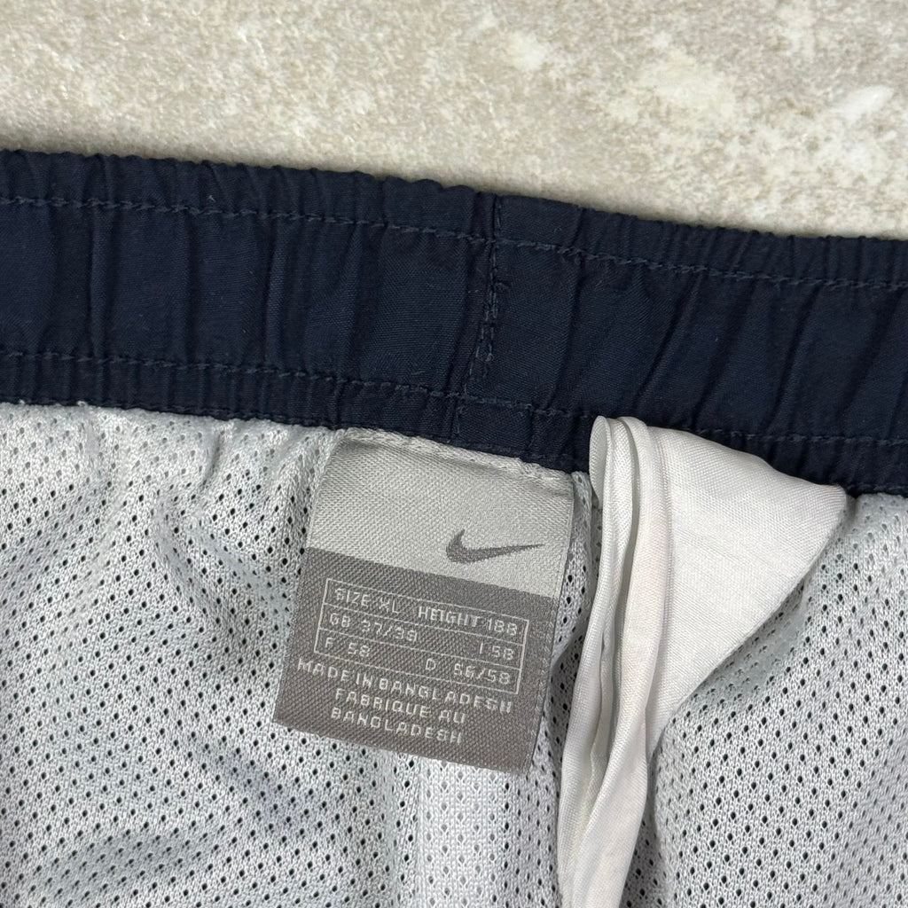 Vintage Nike Trackpants (XL)
