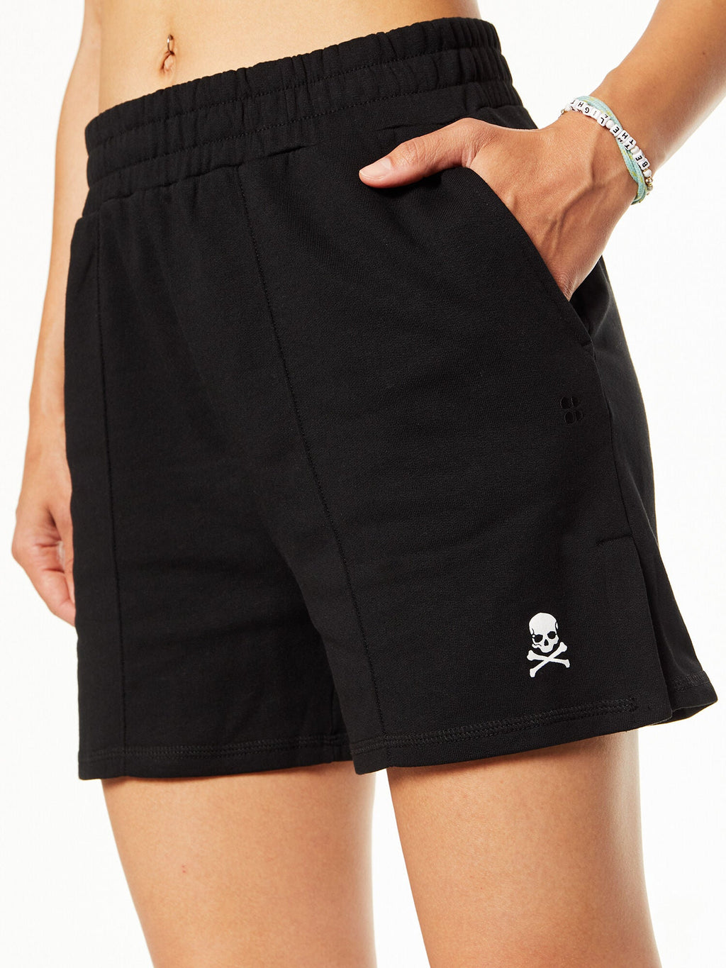 AFTER CLASS SHORT