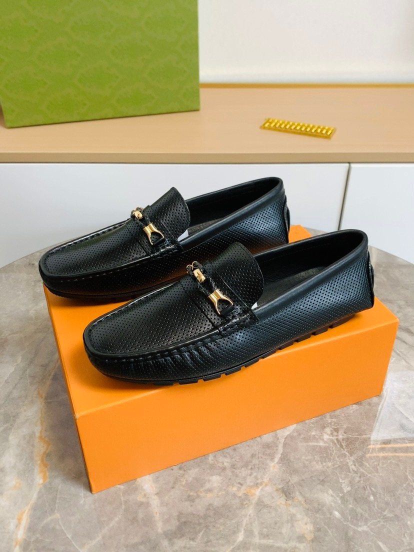 Men's Black Textured Loafers with Gold-Tone Hardware